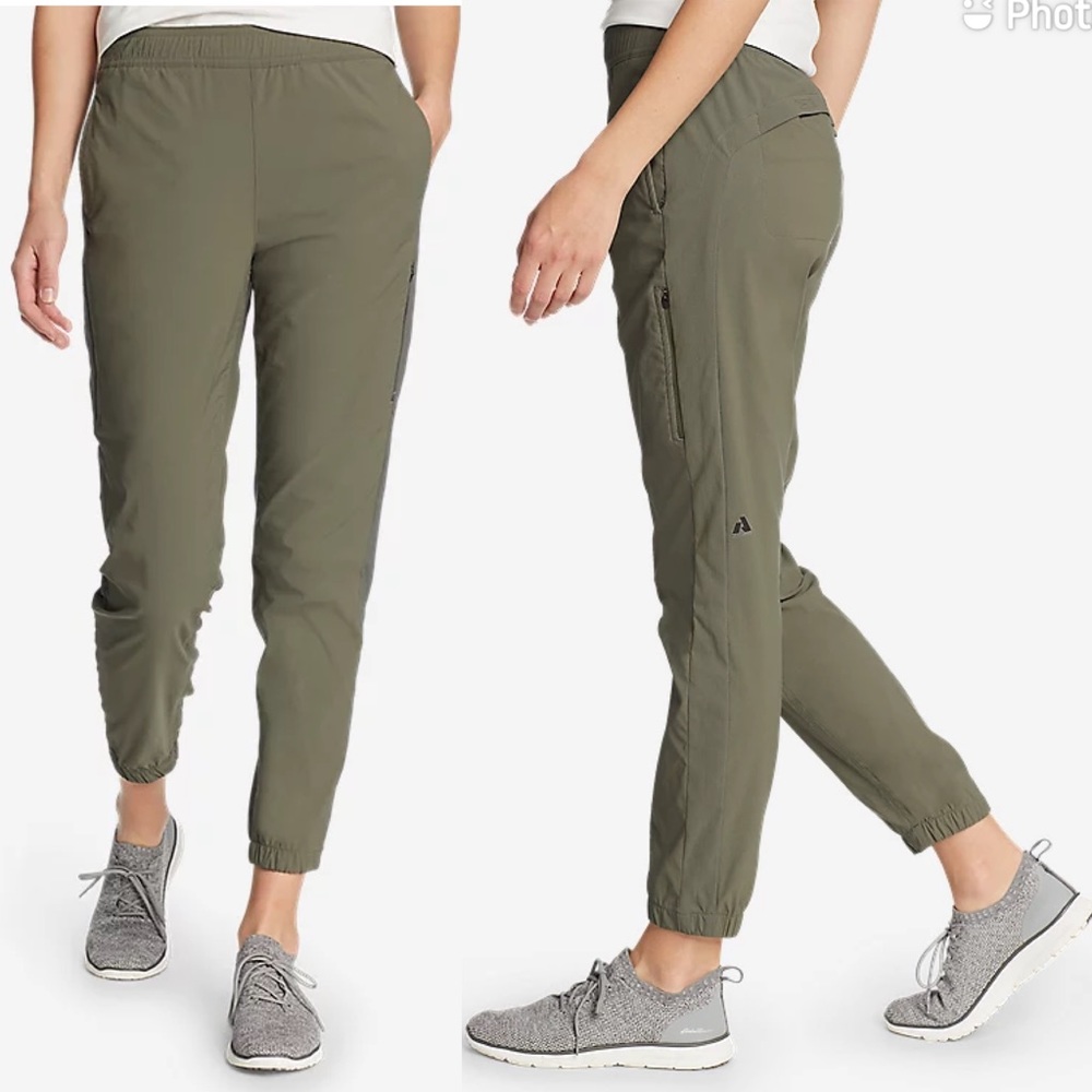 NWT Eddie Bauer Guide Jogger Pants in Sprig Green